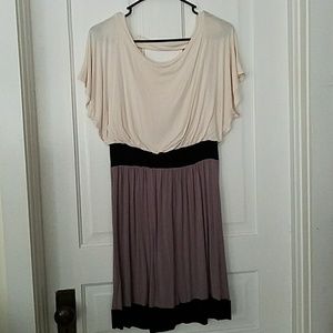 Lush colorblock dress. Open back.